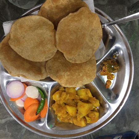 Hotel Maurya Vihar Bodhgaya Zewnętrze zdjęcie