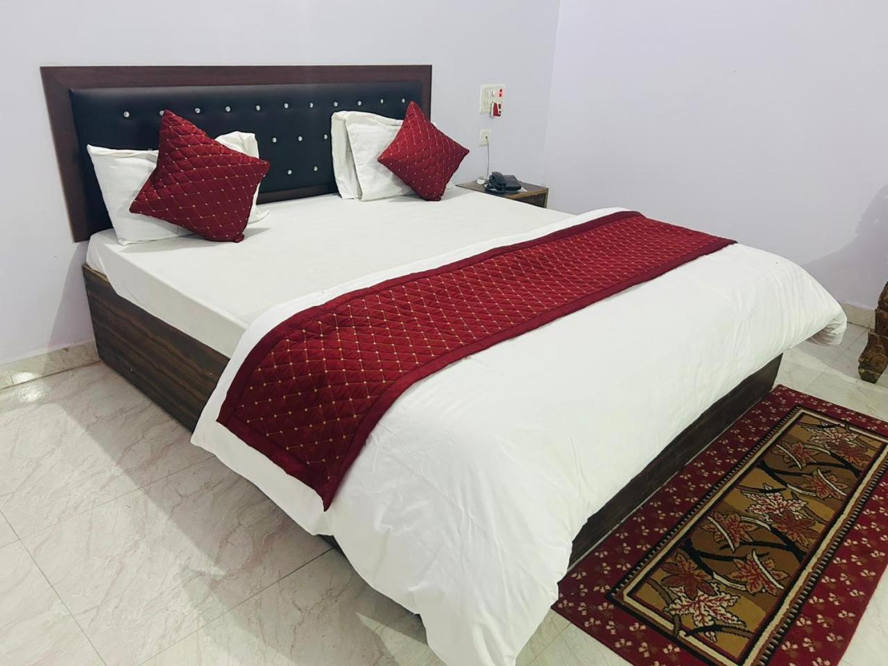 Hotel Maurya Vihar Bodhgaya Zewnętrze zdjęcie