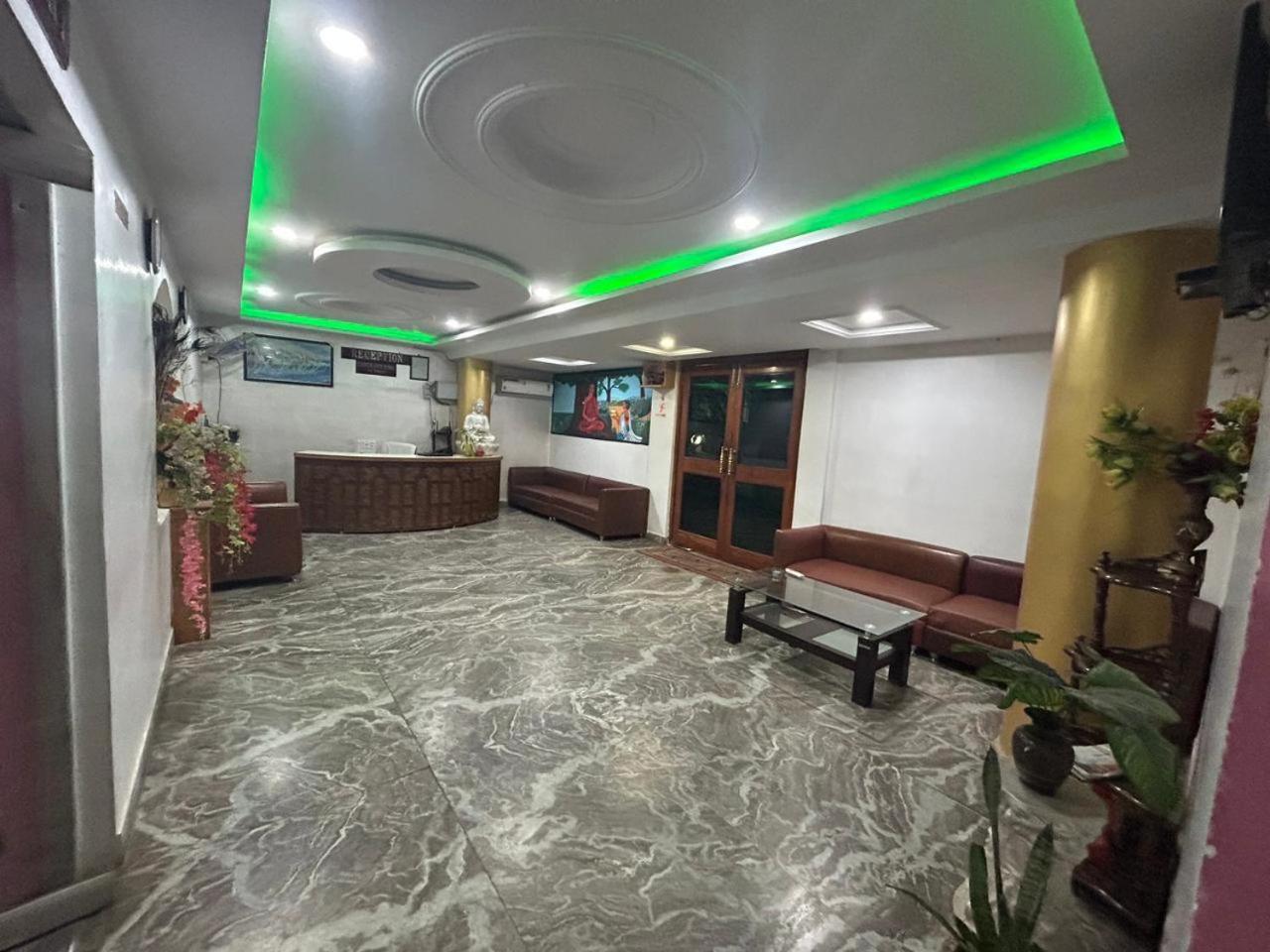 Hotel Maurya Vihar Bodhgaya Zewnętrze zdjęcie